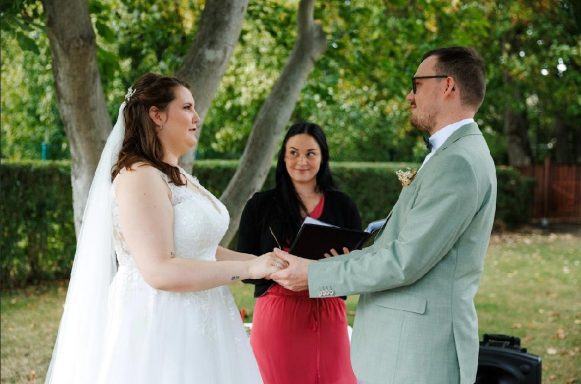 Getraut wurde im Kastaniengrün Leipzig Freie Trauung in Leipzig